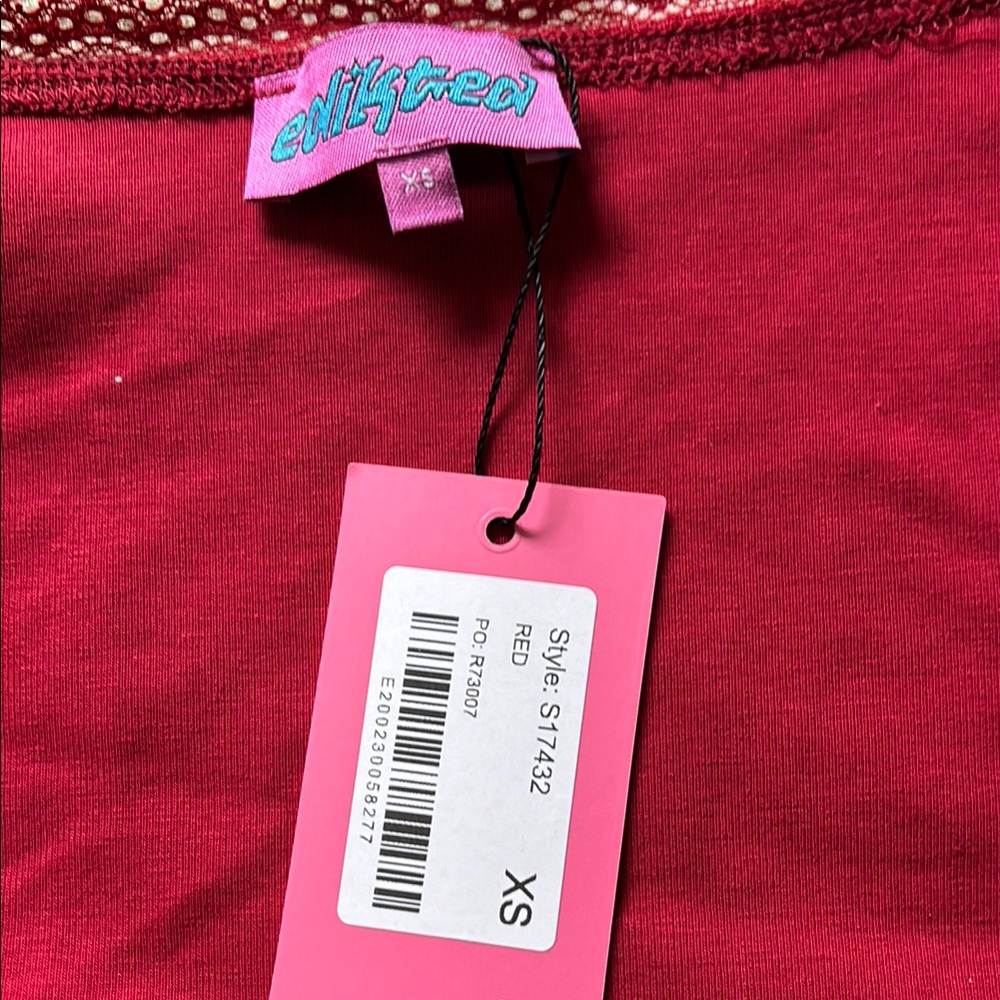 Edikted Mora Lace Rib Trim t-shirt XS - Picture 2 of 4